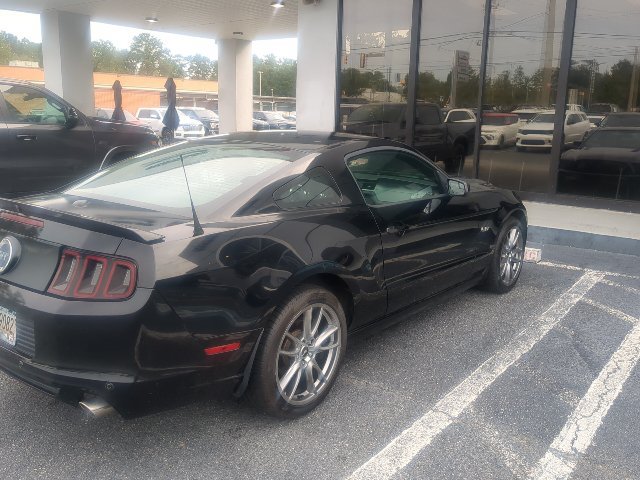 Used 2013 Ford Mustang GT Premium w/ Electronics Pkg RWD image 11