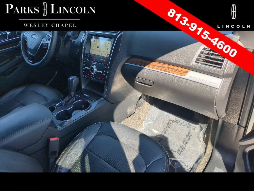 Used 2018 Ford Explorer Limited w/ Ford Safe & Smart Package FWD image 11