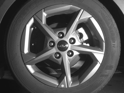 Used 2025 Kia K4 LXS FWD image 14