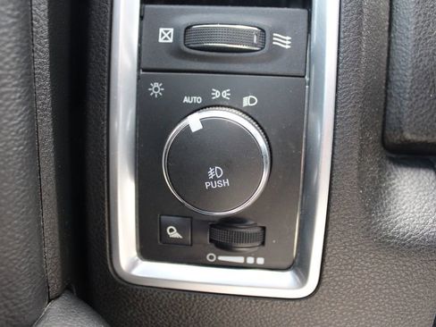 Used 2021 RAM 1500 Classic Warlock AWD/4WD image 22