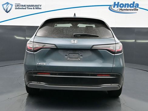 Used 2023 Honda HR-V EX-L image 7
