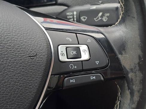 Used 2016 Volkswagen Jetta Sport FWD image 11