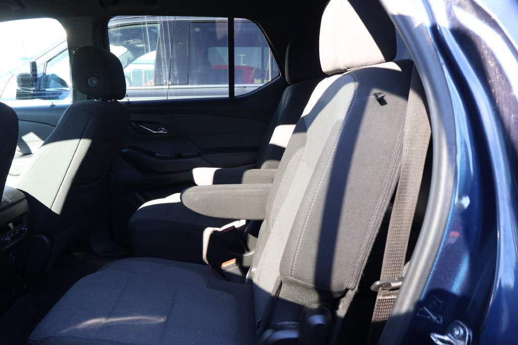 Used 2023 Chevrolet Traverse LT AWD/4WD image 31