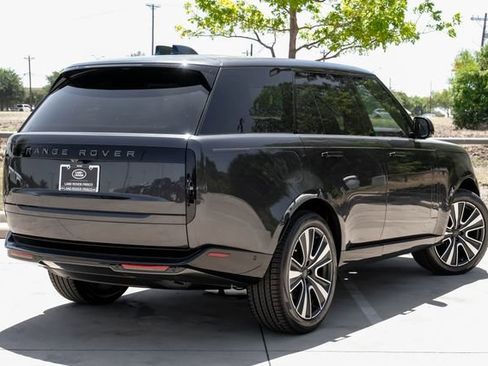 New 2026 Land Rover Range Rover SE AWD/4WD image 11