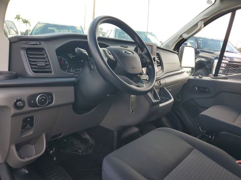 Used 2024 Ford Transit 250 Low Roof w/ Exterior Upgrade Package image 9