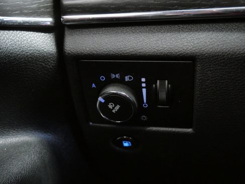 Used 2014 Jeep Grand Cherokee Summit image 26