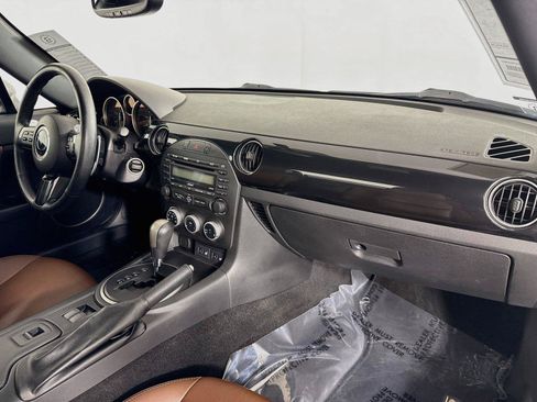 Used 2014 MAZDA MX-5 Miata Grand Touring w/ Premium Package RWD image 32