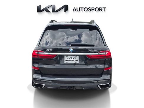 Used 2019 BMW X7 xDrive50i w/ M Sport Package AWD/4WD image 8