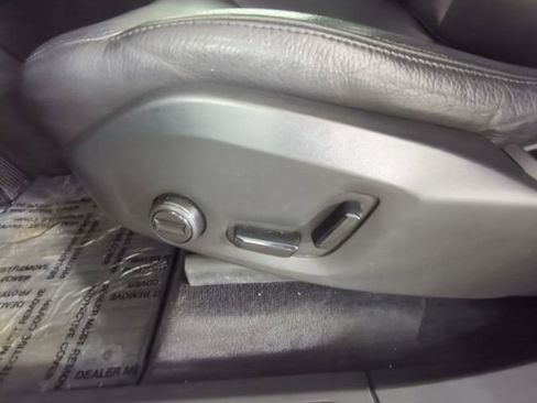 Used 2019 Volvo XC90 T5 Momentum w/ Multimedia Package image 33