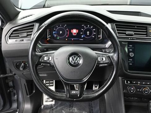 Used 2019 Volkswagen Tiguan SEL Premium R-Line FWD image 25
