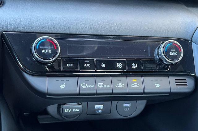 New 2026 Hyundai Elantra SEL Sport FWD image 18