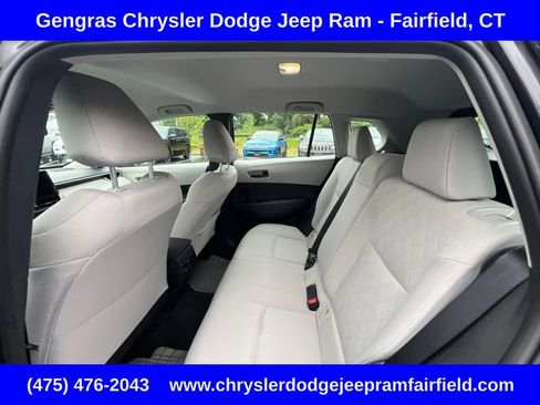 Used 2026 Toyota Corolla Cross L AWD/4WD image 32