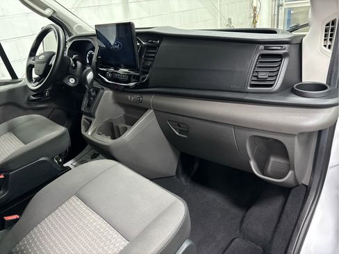 Used 2023 Ford Transit 350 XLT image 10