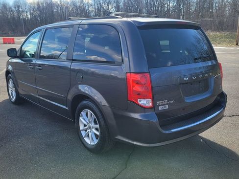 Used 2015 Dodge Grand Caravan SXT FWD image 10