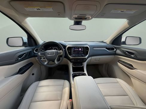 Used 2023 GMC Acadia Denali AWD/4WD image 13
