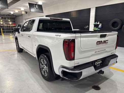 Used 2025 GMC Sierra 1500 SLT AWD/4WD image 6