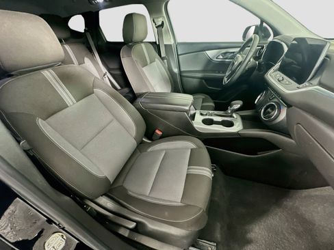 Used 2023 Chevrolet Blazer LT FWD image 27