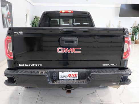 Used 2018 GMC Sierra 1500 Denali w/ Denali Ultimate Package AWD/4WD image 4