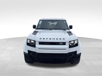 New 2025 Land Rover Defender 130 X-Dynamic SE AWD/4WD video 4