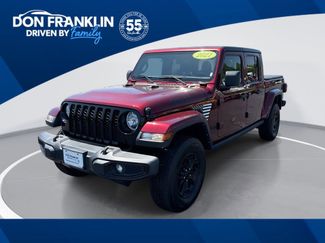 Used 2021 Jeep Gladiator Sport AWD/4WD video 1