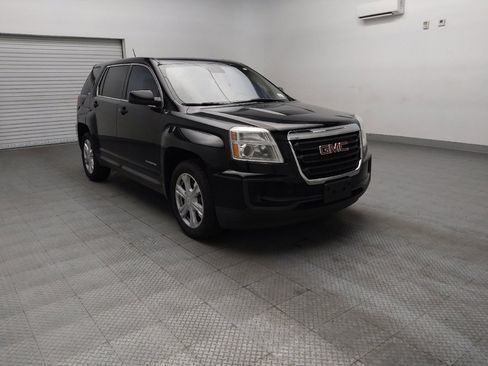 Used 2017 GMC Terrain SLE FWD image 13