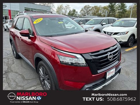 Certified 2023 Nissan Pathfinder SL w/ SL Premium Package AWD/4WD image 1