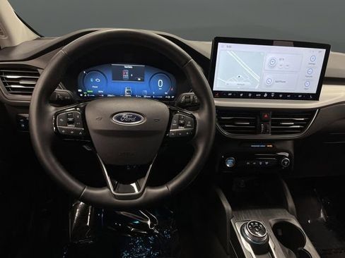 Used 2024 Ford Escape SE w/ PHEV Premium Package image 5