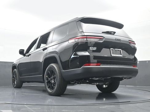New 2025 Jeep Grand Cherokee L Altitude image 53