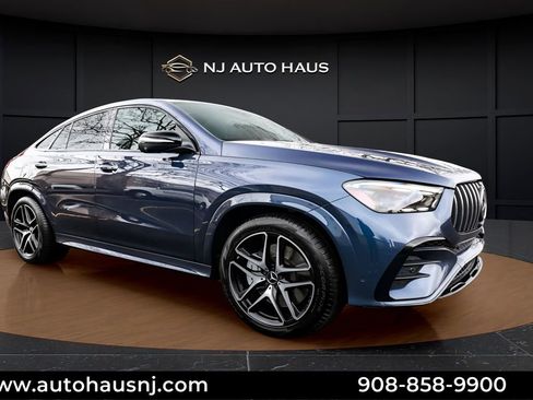 Used 2024 Mercedes-Benz GLE 53 AMG 4MATIC Coupe w/ Driver Assistance Package image 10