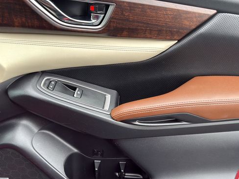 Used 2019 Subaru Ascent Touring image 34