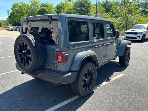 Used 2025 Jeep Wrangler Unlimited Sahara w/ Safety Group AWD/4WD image 6