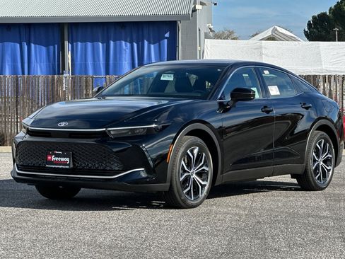 New 2026 Toyota Crown XLE image 8