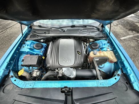 Used 2016 Dodge Challenger R/T image 17