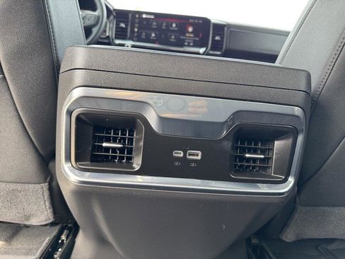 Used 2025 GMC Sierra 1500 Elevation w/ Elevation Premium Package RWD image 25
