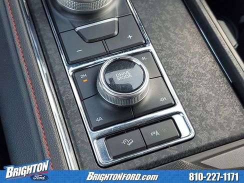 Used 2022 Ford Expedition Limited AWD/4WD image 32