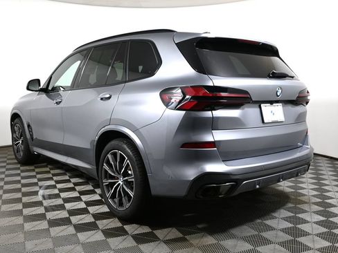 Certified 2026 BMW X5 xDrive40i w/ Executive Package AWD/4WD image 5