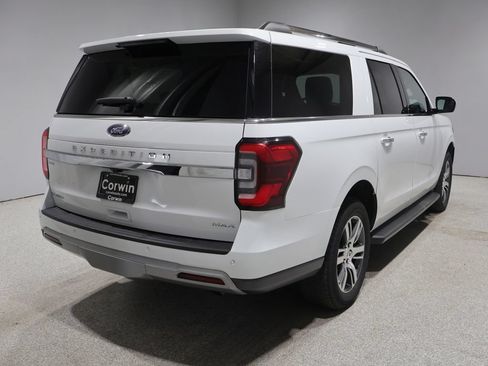 Used 2024 Ford Expedition Max Limited AWD/4WD image 2