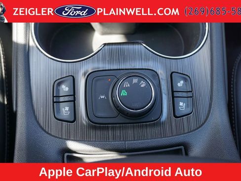 Used 2023 GMC Acadia SLT w/ Preferred Package AWD/4WD image 25