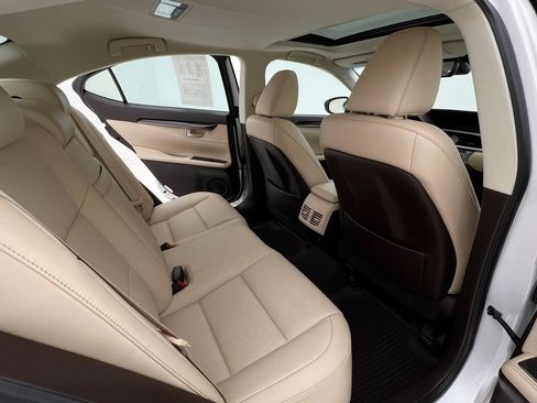 Used 2017 Lexus ES 350 FWD image 14