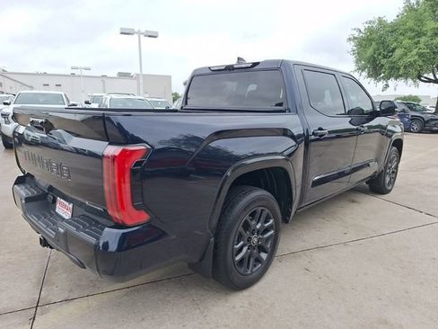 Used 2025 Toyota Tundra Platinum AWD/4WD image 6