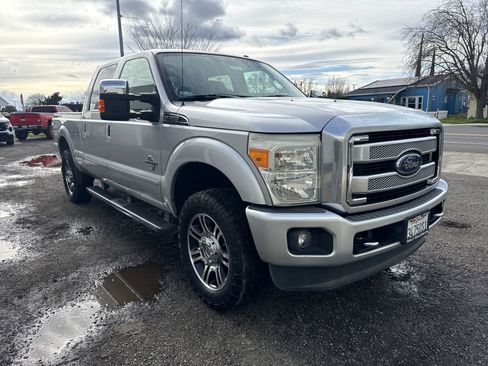 Used 2015 Ford F250 Platinum w/ FX4 Off-Road Package image 7