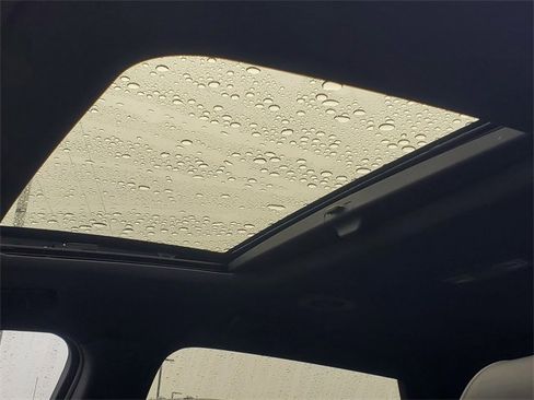 Used 2022 Buick Enclave Avenir w/ LPO, Floor Liner Package image 28