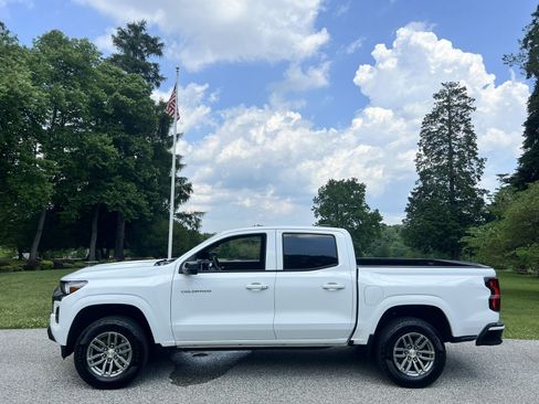 Used 2025 Chevrolet Colorado LT w/ Advanced Trailering Package RWD image 6