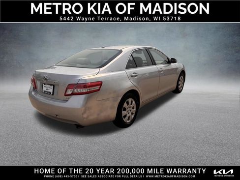 Used 2011 Toyota Camry LE FWD image 6