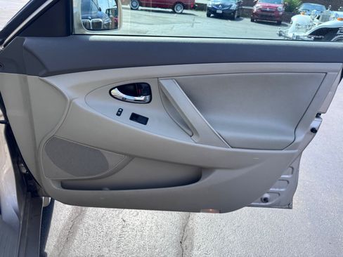 Used 2008 Toyota Camry LE FWD image 22