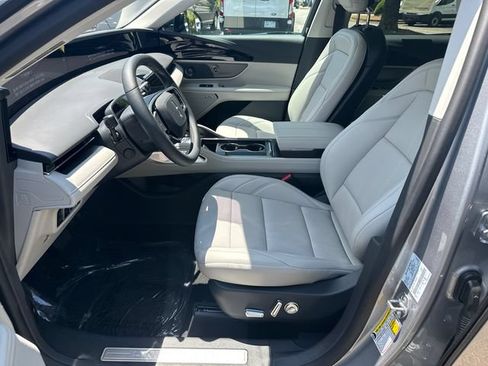New 2026 Lincoln Nautilus Premier w/ Equipment Group 102A AWD/4WD image 10