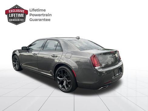 Used 2021 Chrysler 300 S RWD image 3