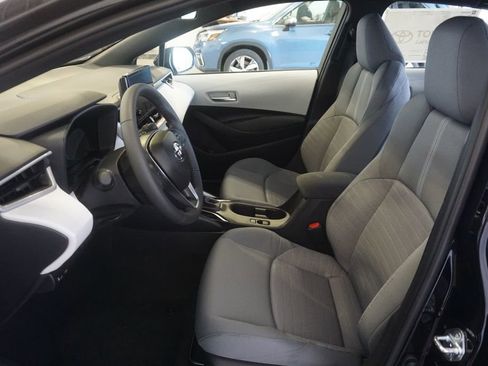 New 2026 Toyota Corolla SE FWD image 18