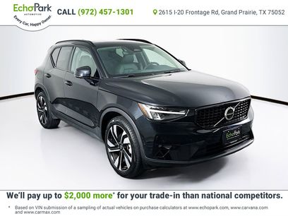 Used 2025 Volvo XC40 B5 Plus