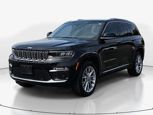 Used 2022 Jeep Grand Cherokee Summit w/ Luxury Tech Group V AWD/4WD image 8